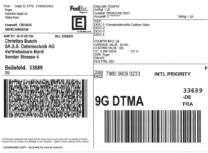FedEx-Versandaufkleber werden im Thermodirekt-Druckverfahren ausgegeben