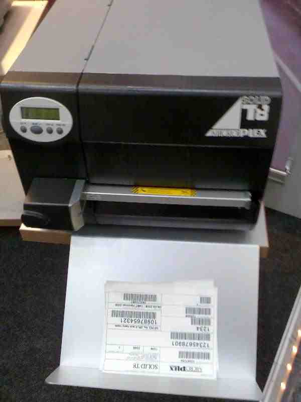 High-End-Etikettendrucker mit Cutter